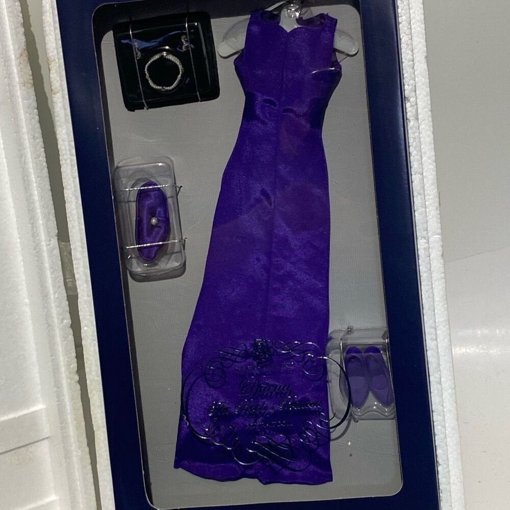 Franklin‎ Mint Princess Diana Portrait Doll Purple Satin Gown Outfit Accessories